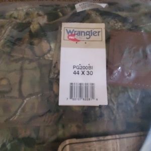 Men's Wrangler 5 Pocket Insulated Jean's 44x30
